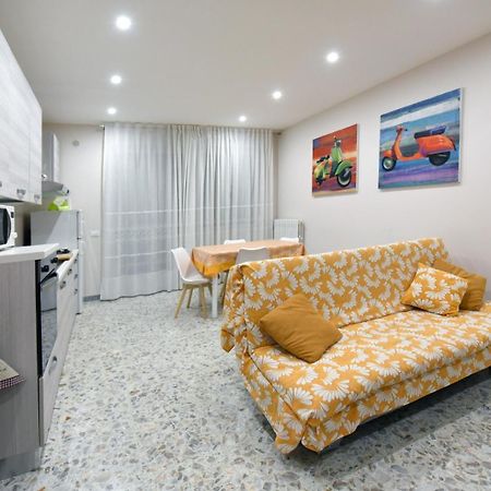 Bed and Breakfast Casa Di Mamma Гаета Екстер'єр фото